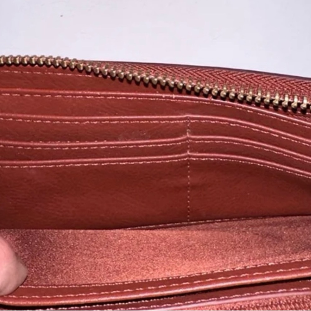 Fossil Wallet - image 4